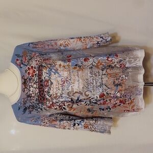 Christopher & Banks Graphic Three-quarter Sleeves Top